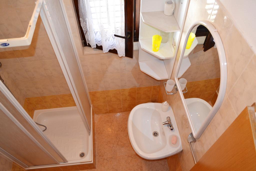Apartment And Rooms Toka Zadar Phòng bức ảnh