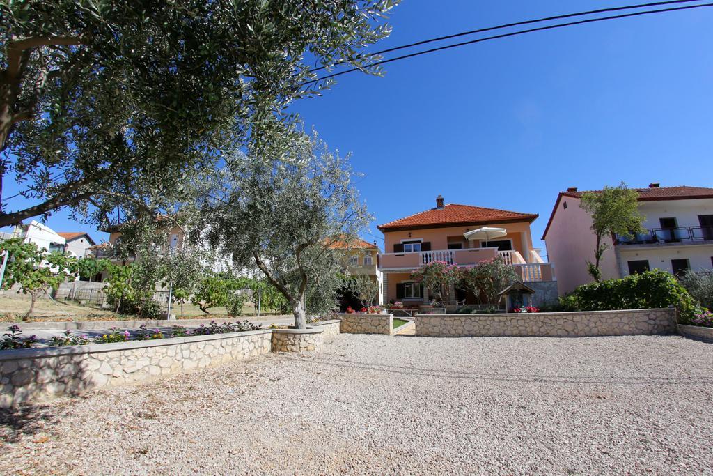 Apartment And Rooms Toka Zadar Phòng bức ảnh