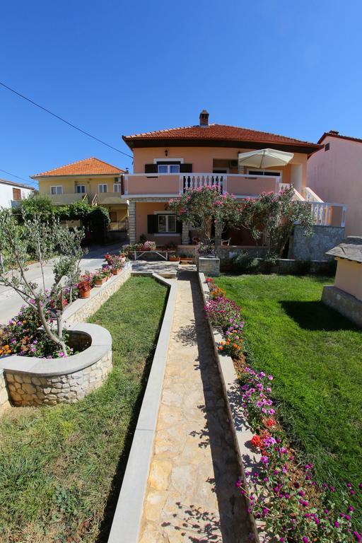 Apartment And Rooms Toka Zadar Phòng bức ảnh