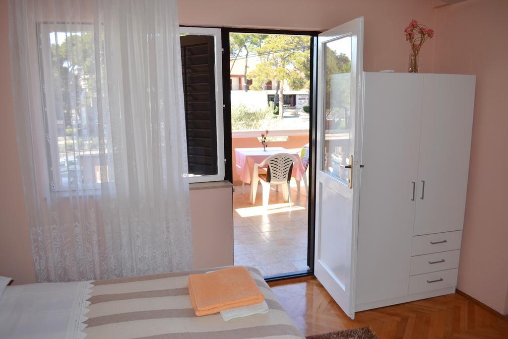 Apartment And Rooms Toka Zadar Phòng bức ảnh