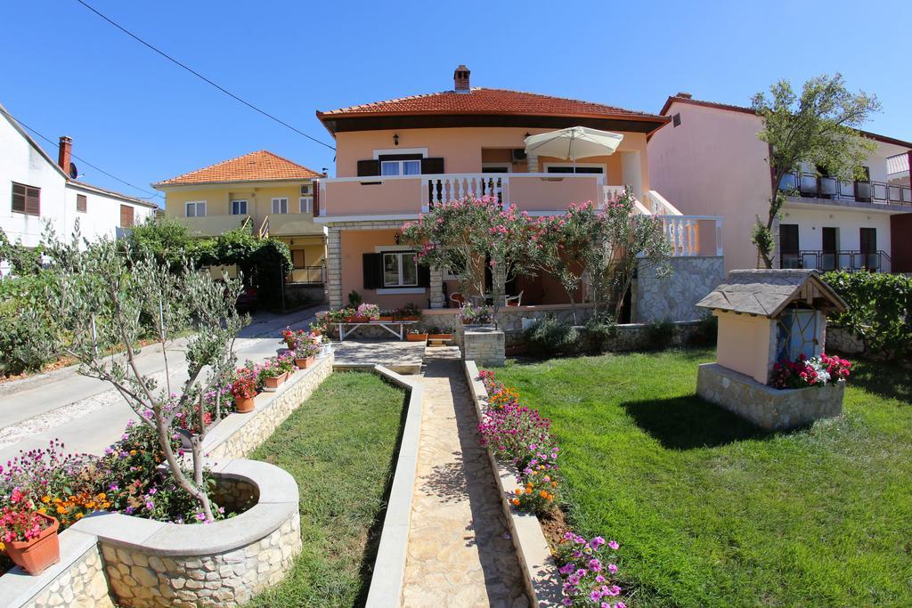 Apartment And Rooms Toka Zadar Phòng bức ảnh