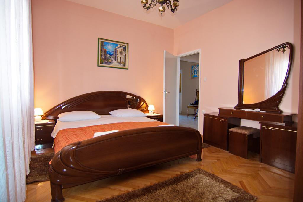 Apartment And Rooms Toka Zadar Ngoại thất bức ảnh